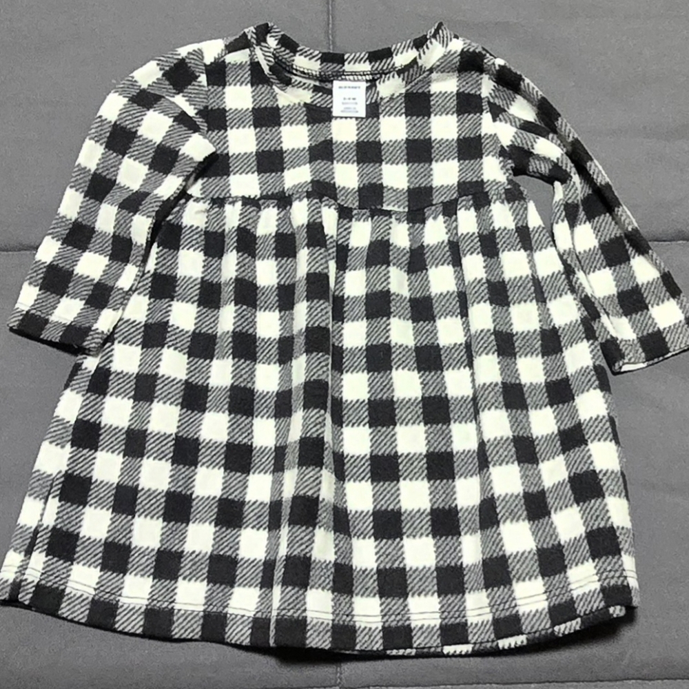 Old Navy Infant Dress Black & White Buffalo Check Pattern 3-6 Month. Long Sleeve